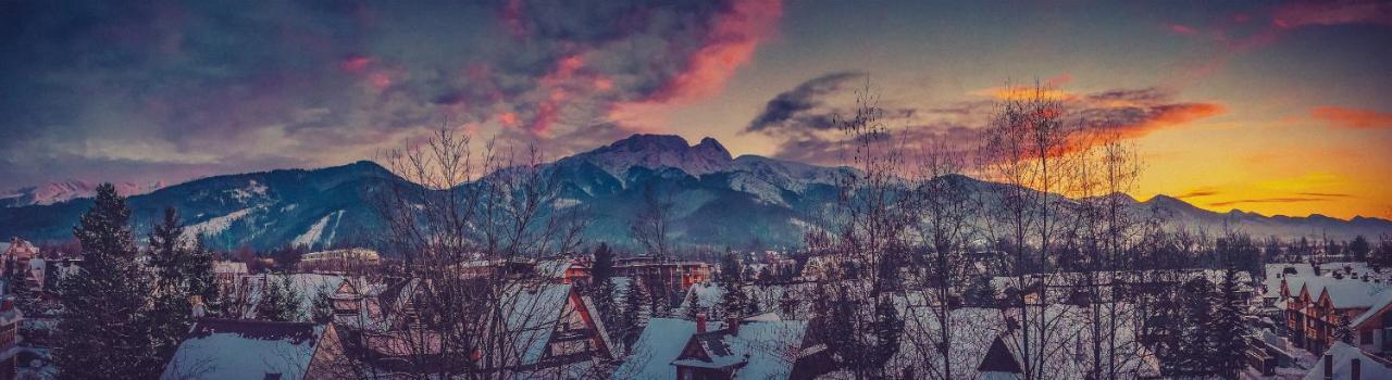 ザコパネApartament Z Widokiem Na Giewont, Krupowki 48 "Budynek Polskich Kolei Linowych"アパートメント エクステリア 写真
